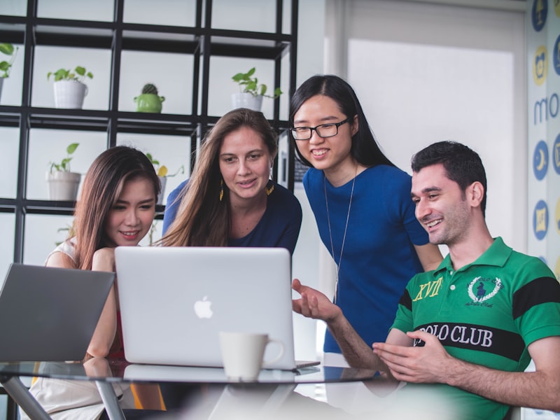 Teaching simple technical recording lessons to a user